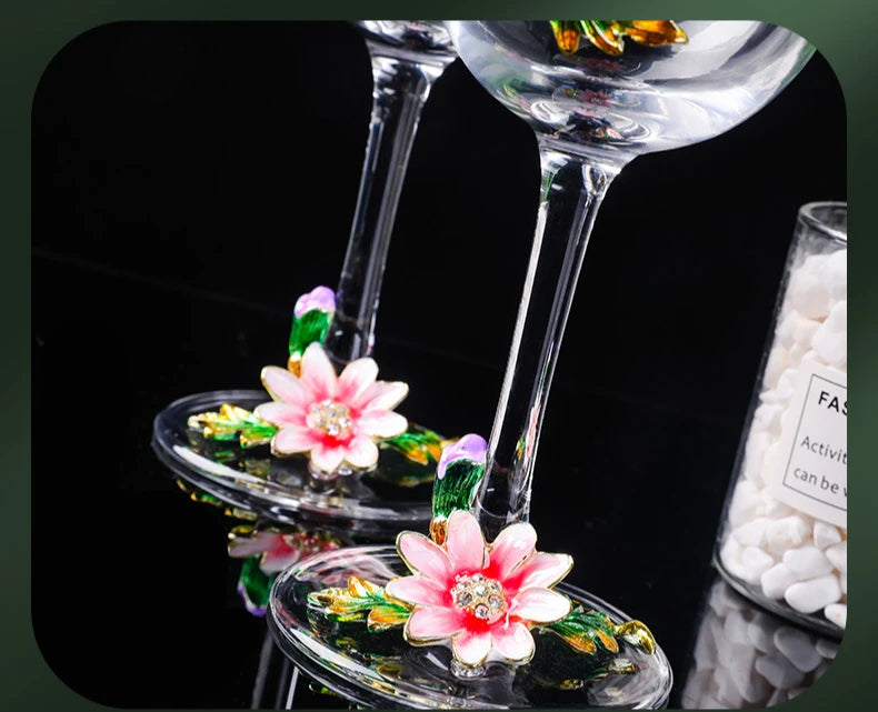 Decanter per tazze di vino rosso in vetro di cristallo smaltato a margherita Utensili per vino di lusso in vetro con piede alto per vino rosso