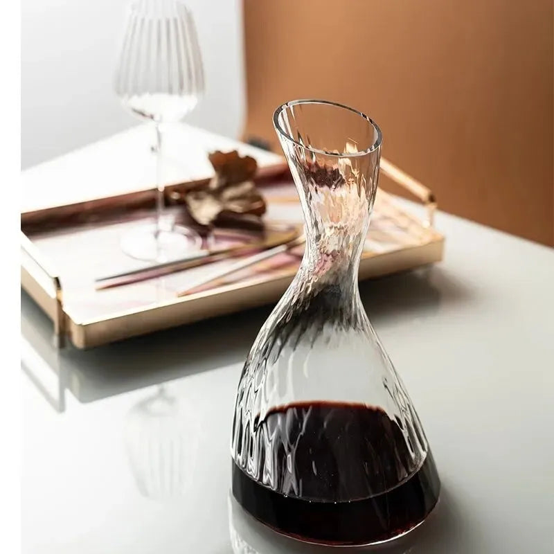 Decanter in vetro Vortex di lusso leggero Decanter in vetro di cristallo per vino rosso di fascia alta per uso domestico