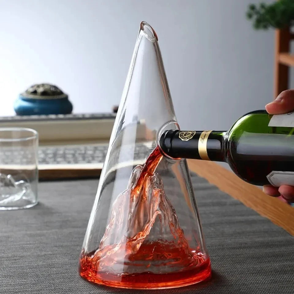 Decanter rapido per vino rosso Divisore per vino in vetro piramidale personalizzato di piccola capacità