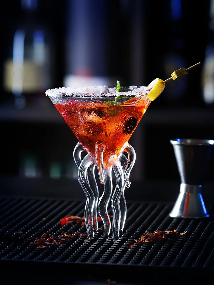 Bicchiere da cocktail creativo con pesciolini, polpo, cigno, uccello, calice trasparente con cannuccia, tazza di succo di vino per feste, bar, discoteca