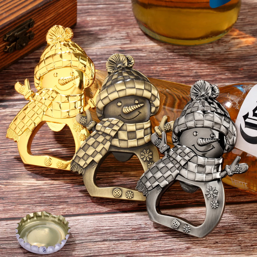 Apribottiglie da birra in metallo a forma di pupazzo di neve adorabile. Piccolo regalo di Natale creativo, cucina, bar, decorazione per feste, apribottiglie