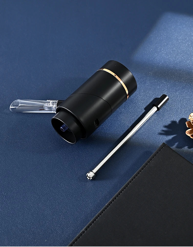 Decanter elettrico ricaricabile con pompa a vuoto veloce Set di apertura automatica per vino Aeratore per vino Decanter rapido elettronico