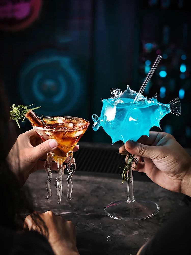 Bicchiere da cocktail creativo con pesciolini, polpo, cigno, uccello, calice trasparente con cannuccia, tazza di succo di vino per feste, bar, discoteca