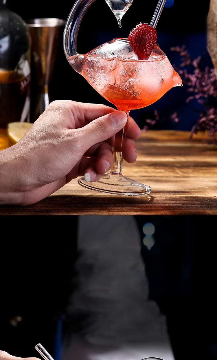 Bicchiere da cocktail creativo con pesciolini, polpo, cigno, uccello, calice trasparente con cannuccia, tazza di succo di vino per feste, bar, discoteca