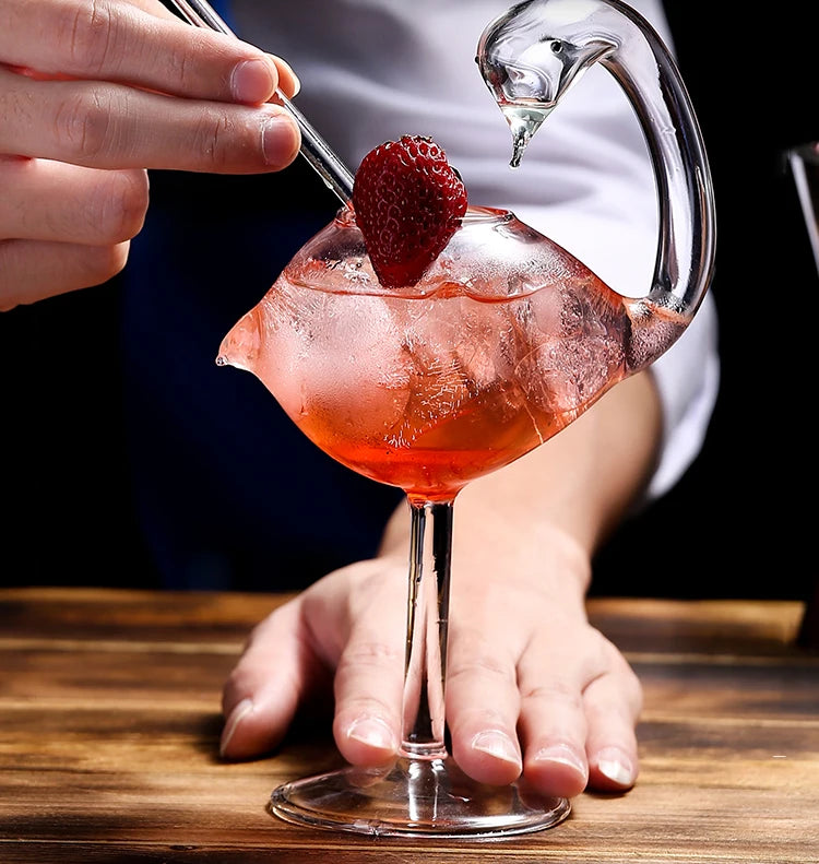 Bicchiere da cocktail creativo con pesciolini, polpo, cigno, uccello, calice trasparente con cannuccia, tazza di succo di vino per feste, bar, discoteca