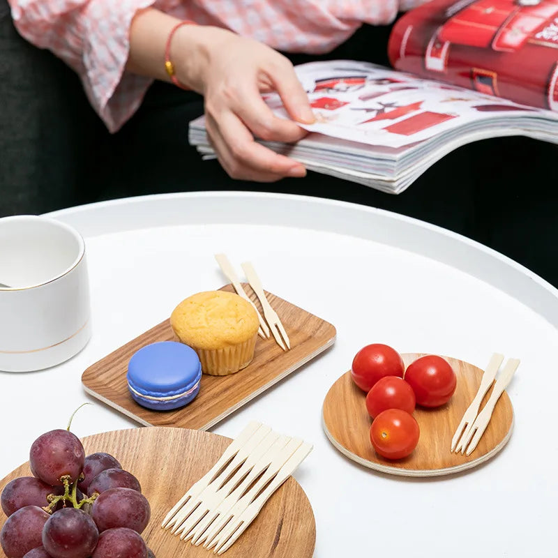 100 pz usa e getta 9cm lunghezza forchette di bambù forchette di frutta Cocktail frutta Picks spiedini bastoncini naturali utensile da Dessert per feste