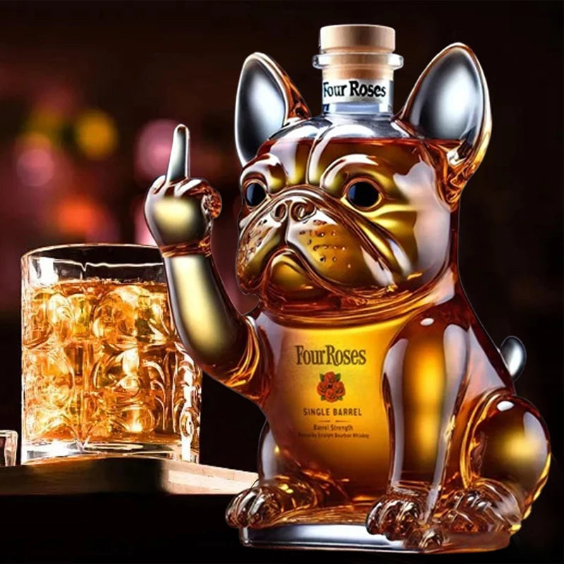 Divertente decanter per whisky con bottiglia di whisky con bulldog francese per scherzi, bar, ufficio e decorazioni per la casa, bottiglia per cocktail di vino